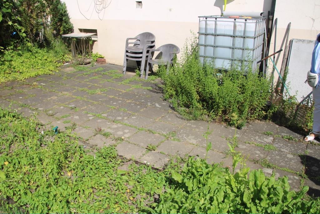 Foto 7 von 17 — Mehrfamilienhaus, Garage