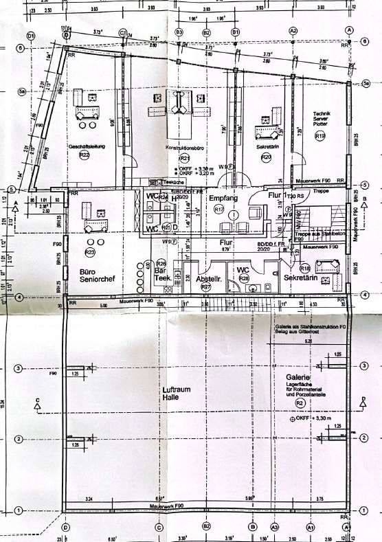 Foto 23 von 23 — Gewerbeeinheit (z.B. Laden, Büro), Zwei Büroeinheiten, Lagerhalle mit Büro und Sozialtrakt, Doppelgarage, Anbau