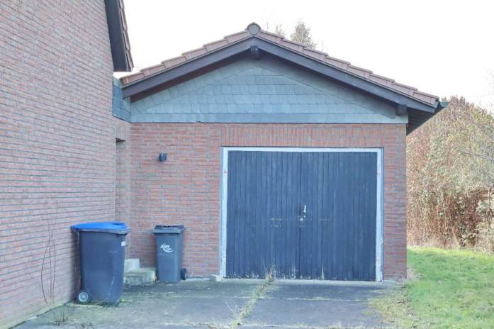 Foto 11 von 31 — Garage, Einfamilienhaus