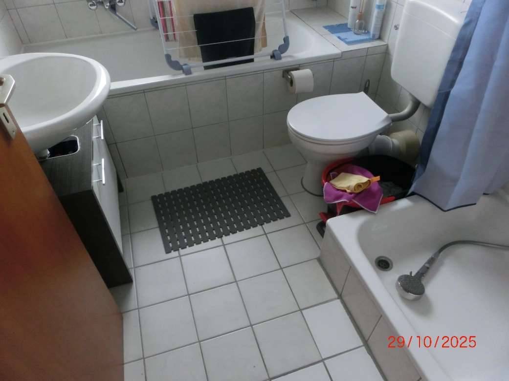 Foto 7 von 7 — Mehrfamilienhaus