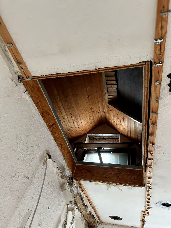 Foto 56 von 56 — Einfamilienhaus, Garagengebäude