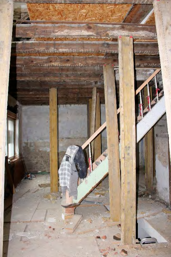 Foto 39 von 56 — Einfamilienhaus, Garagengebäude