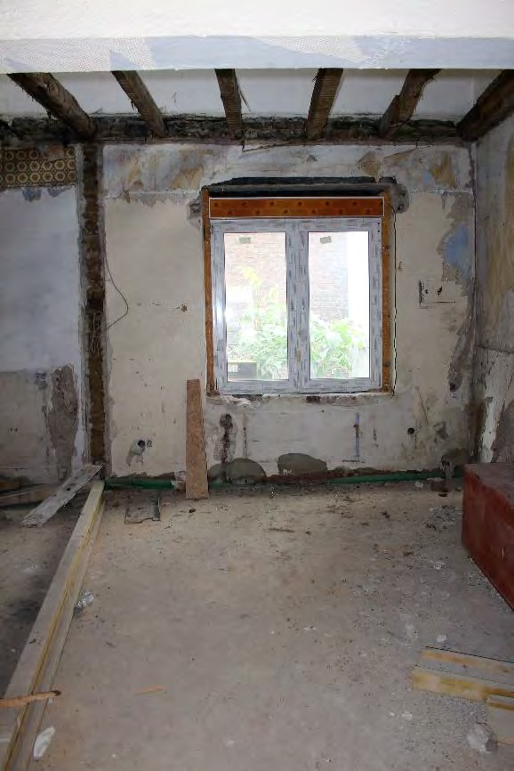 Foto 37 von 56 — Einfamilienhaus, Garagengebäude