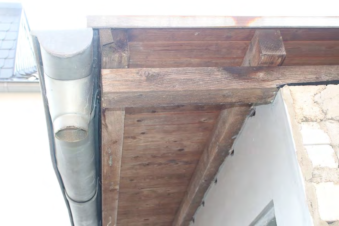 Foto 11 von 56 — Einfamilienhaus, Garagengebäude