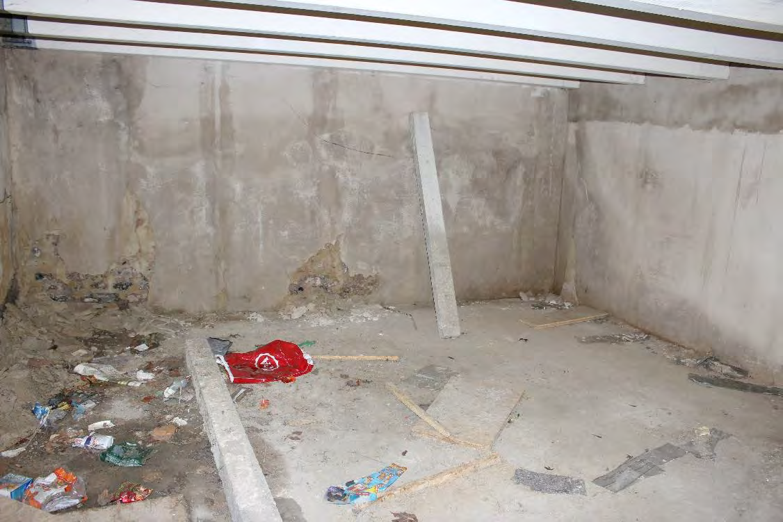 Foto 17 von 56 — Einfamilienhaus, Garagengebäude