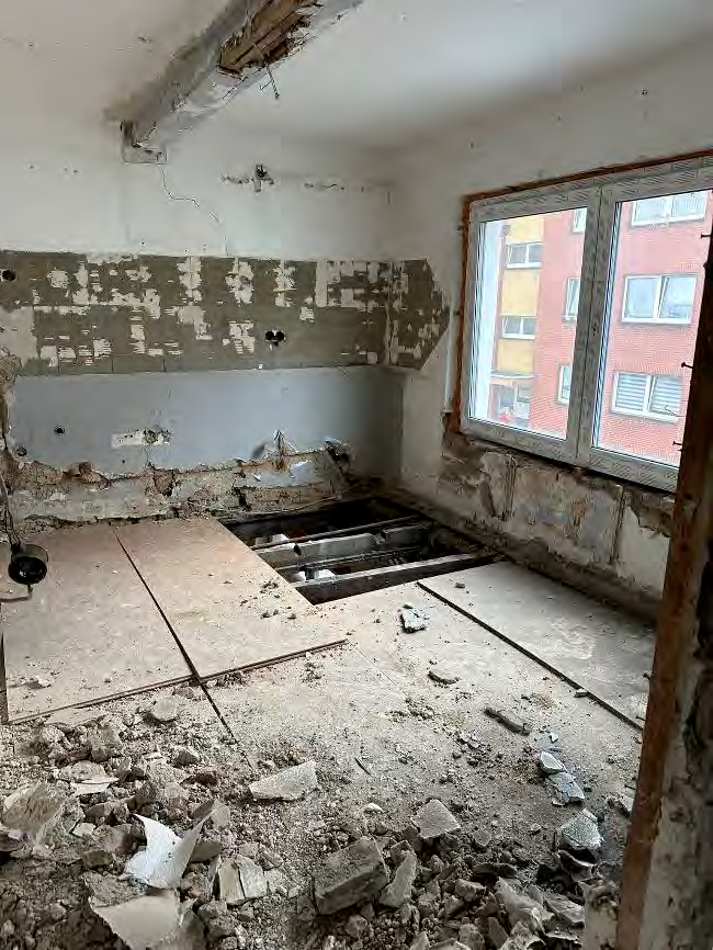 Foto 53 von 56 — Einfamilienhaus, Garagengebäude