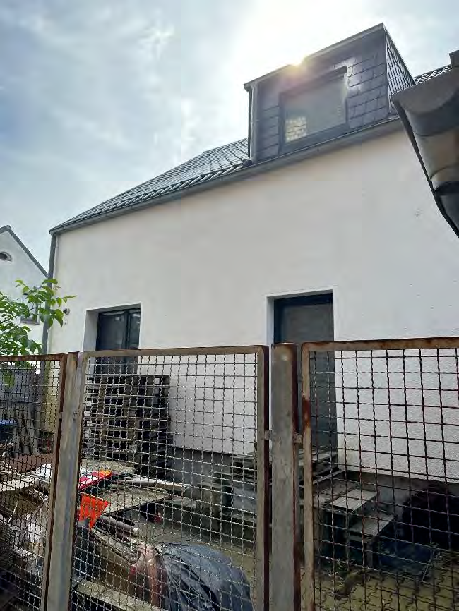 Foto 28 von 56 — Einfamilienhaus, Garagengebäude