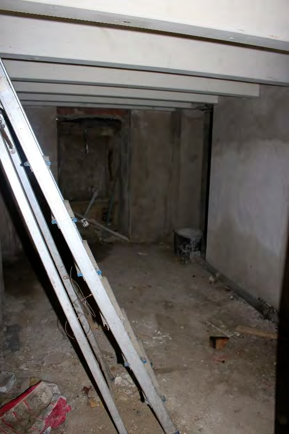 Foto 31 von 56 — Einfamilienhaus, Garagengebäude