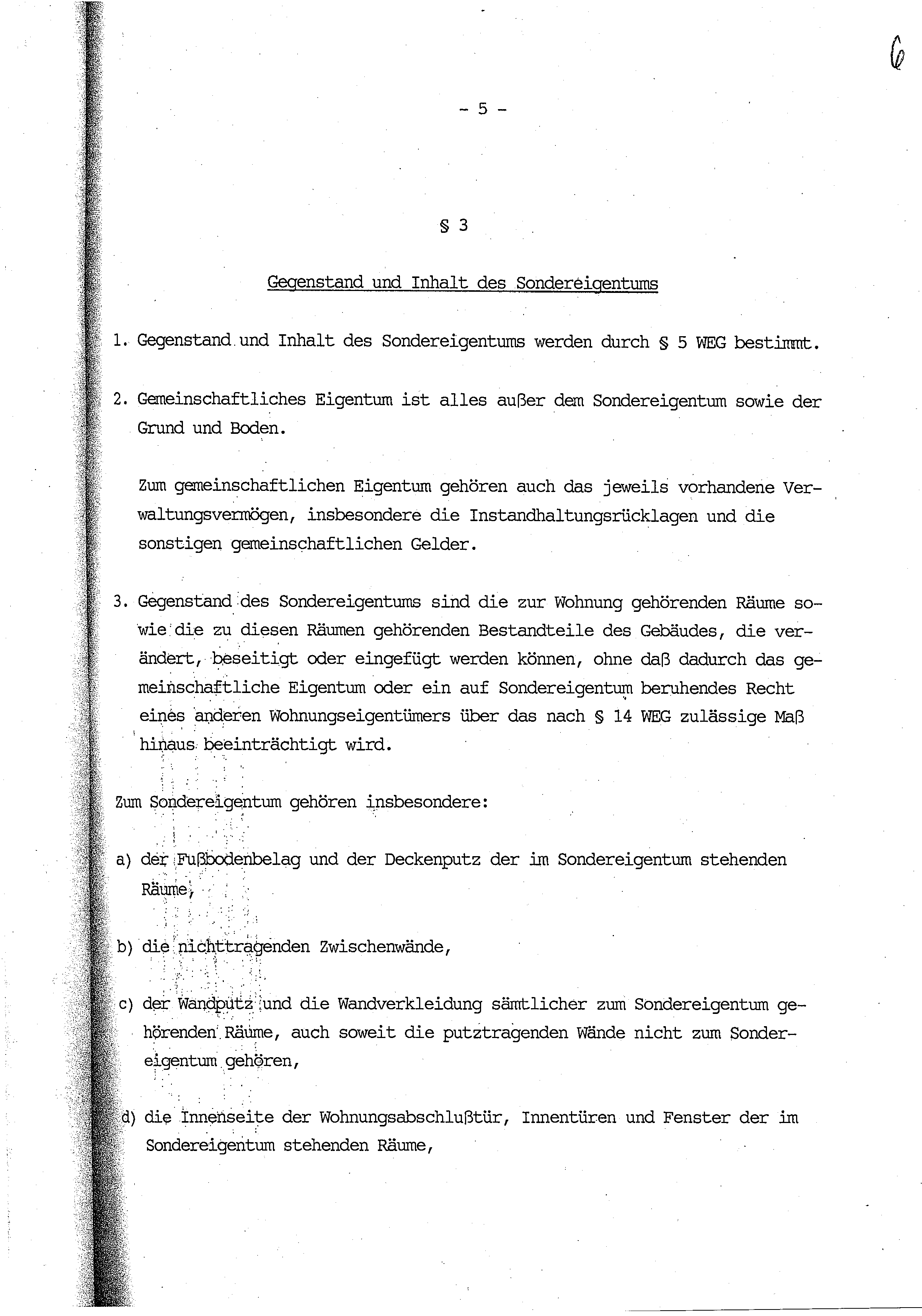 Foto 70 von 122 — Eigentumswohnung (1 bis 2 Zimmer), ETW Nr. 2 im EG: Diele, Schlafzimmer, Badezimmer, Wohnzimmer mit offenem Küchenbereich. Die ETW Nr. 2 ist zum Wertermittlungsstichtag vermietet.