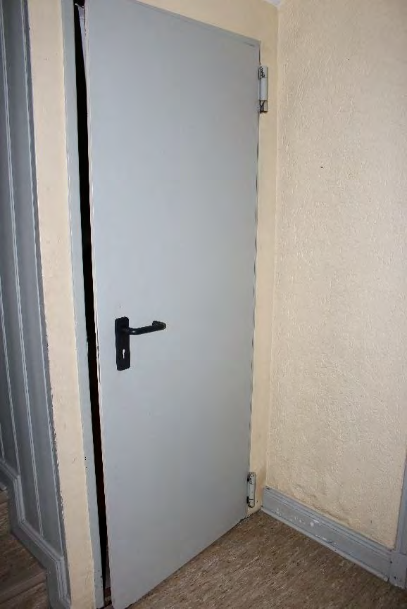 Foto 10 von 122 — Eigentumswohnung (1 bis 2 Zimmer), ETW Nr. 2 im EG: Diele, Schlafzimmer, Badezimmer, Wohnzimmer mit offenem Küchenbereich. Die ETW Nr. 2 ist zum Wertermittlungsstichtag vermietet.