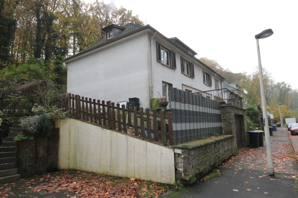 Foto 8 von 14 — Garage, Mehrfamilienhaus