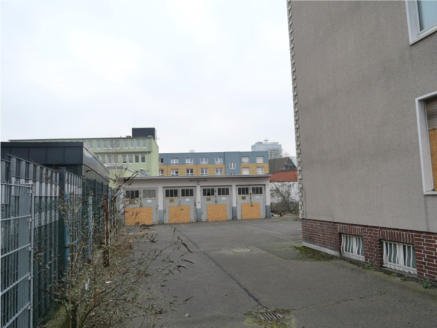 Foto 8 von 32 — gewerblich genutztes Grundstück