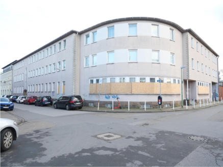 Foto 4 von 32 — gewerblich genutztes Grundstück