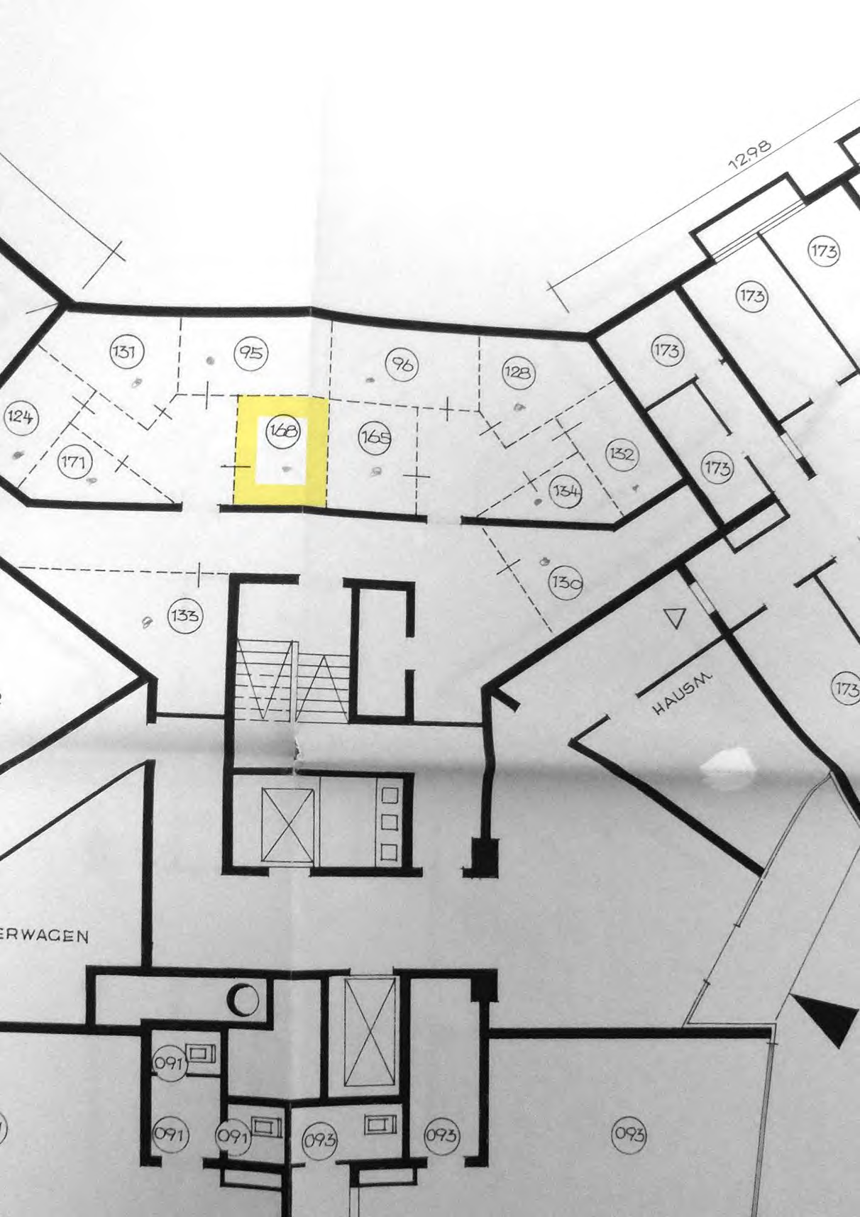 Foto 21 von 34 — Kfz-Stellplatz (Tiefgarage), Eigentumswohnung (1 bis 2 Zimmer)