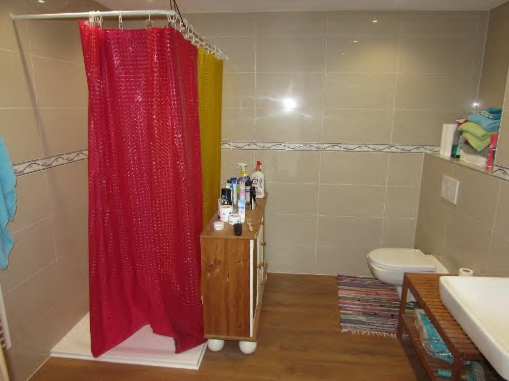 Foto 9 von 34 — Kfz-Stellplatz (Tiefgarage), Eigentumswohnung (1 bis 2 Zimmer)