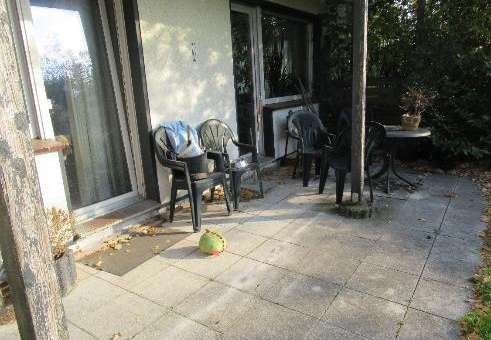 Foto 44 von 49 — Zweifamilienhaus, Garage