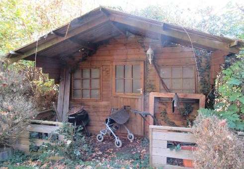 Foto 42 von 49 — Zweifamilienhaus, Garage