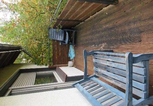 Foto 16 von 49 — Zweifamilienhaus, Garage