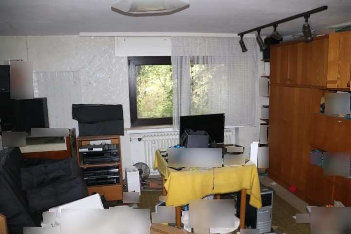 Foto 9 von 50 — Mehrfamilienhaus, Garage