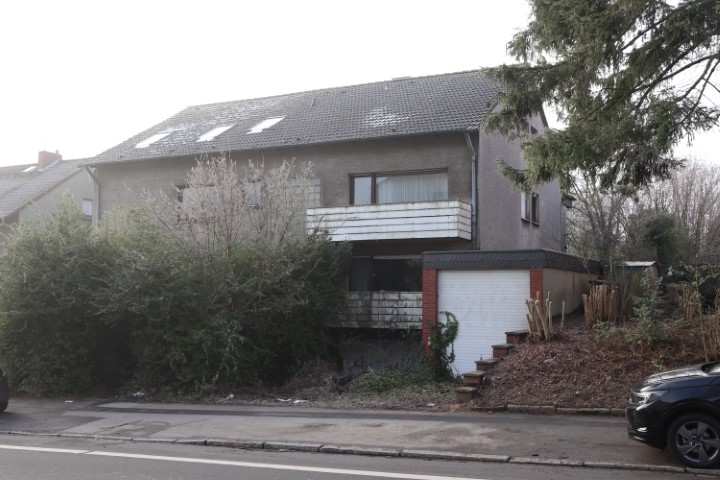 Foto 3 von 50 — Mehrfamilienhaus, Garage