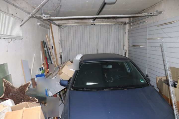 Foto 7 von 50 — Mehrfamilienhaus, Garage