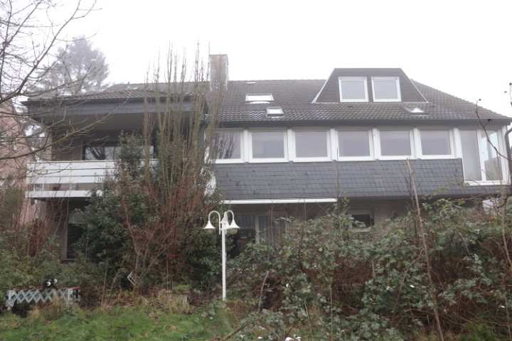 Foto 4 von 50 — Mehrfamilienhaus, Garage