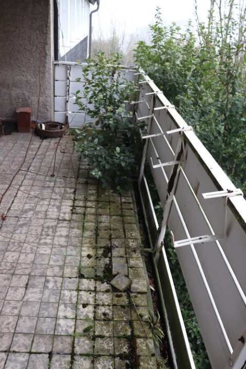 Foto 42 von 50 — Mehrfamilienhaus, Garage