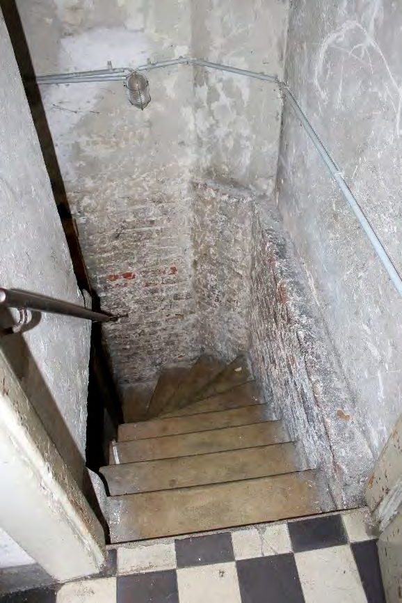 Foto 57 von 93 — Mehrfamilienhaus