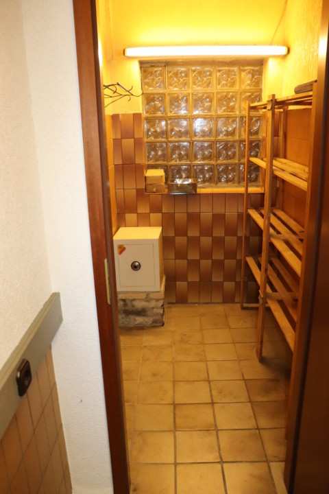 Foto 43 von 54 — Mehrfamilienhaus