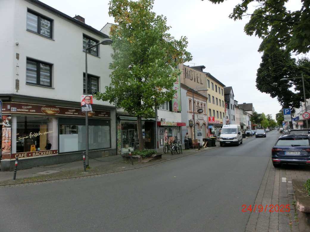 Foto 1 von 16 — Wohn-/Geschäftshaus