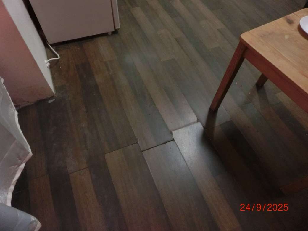 Foto 3 von 16 — Wohn-/Geschäftshaus