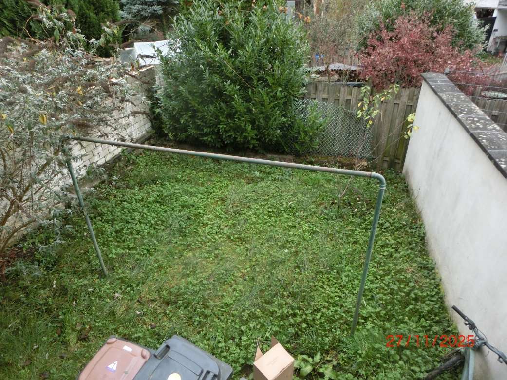 Foto 2 von 10 — Mehrfamilienhaus