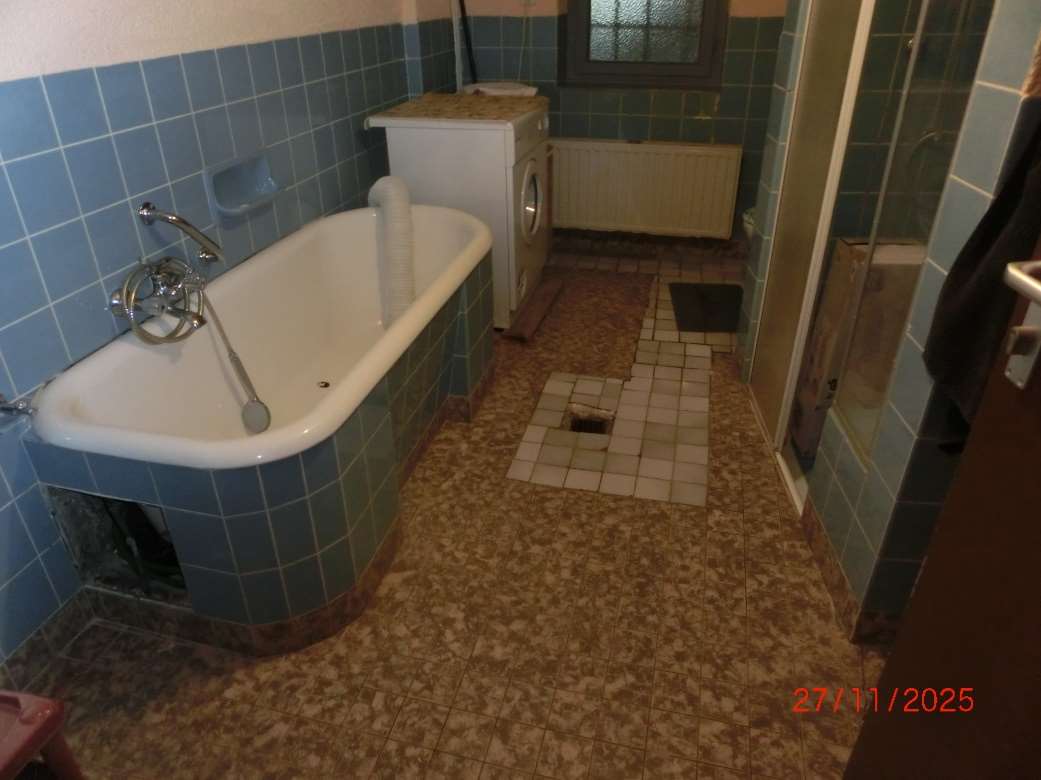 Foto 3 von 10 — Mehrfamilienhaus