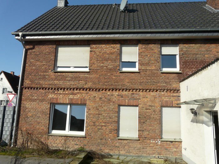 Foto 4 von 13 — Zweifamilienhaus