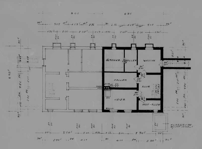 Foto 1 von 8 — Garage, Einfamilienhaus, Doppelhaushälfte, Baugrundstück