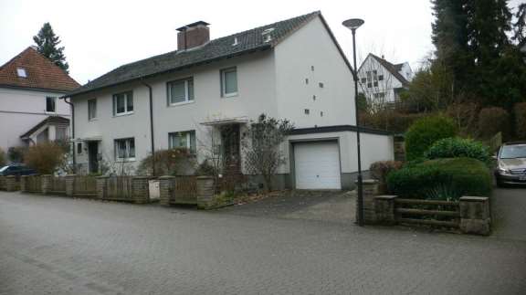 Foto 5 von 8 — Garage, Einfamilienhaus, Doppelhaushälfte, Baugrundstück