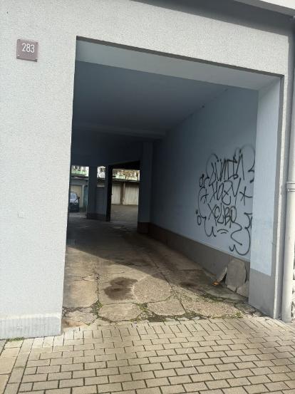 Foto 15 von 22 — Garage, Gewerbeeinheit (z.B. Laden, Büro), Mehrfamilienhaus