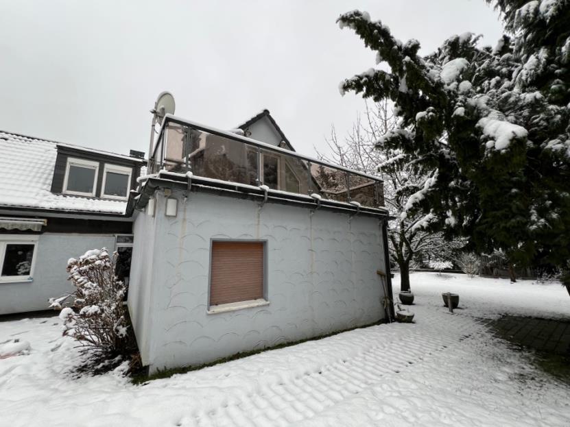 Foto 5 von 11 — Zweifamilienhaus