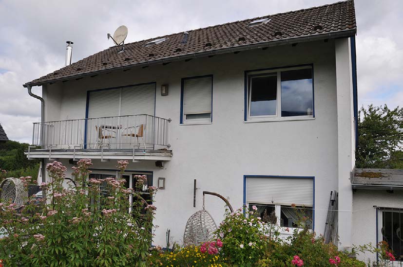 Foto 7 von 15 — Kfz-Stellplatz, Gewerbeeinheit (z.B. Laden, Büro), Garage, Einfamilienhaus