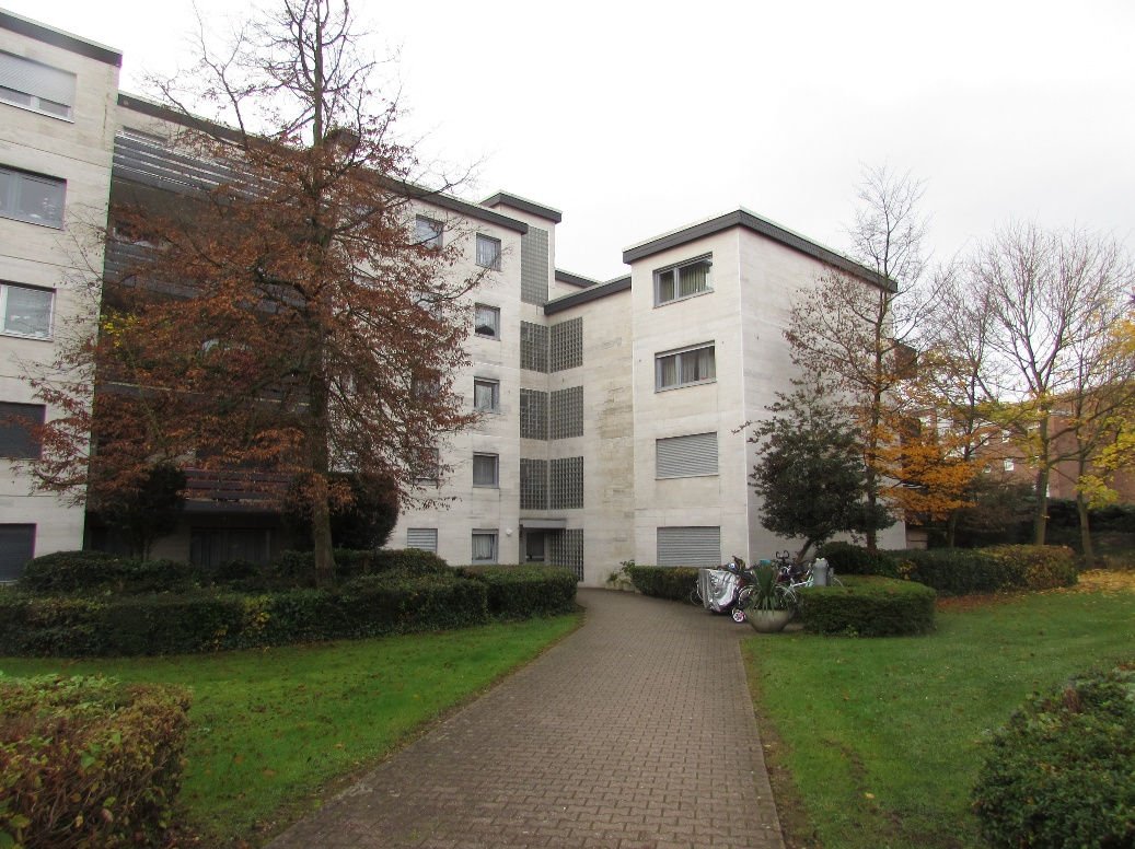Foto 3 von 7 — Kfz-Stellplatz (Tiefgarage), Eigentumswohnung (3 bis 4 Zimmer)