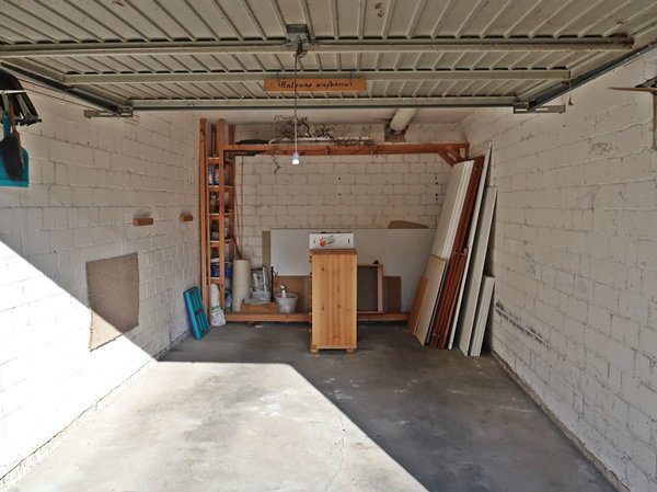 Foto 7 von 12 — Garage, Eigentumswohnung (3 bis 4 Zimmer)