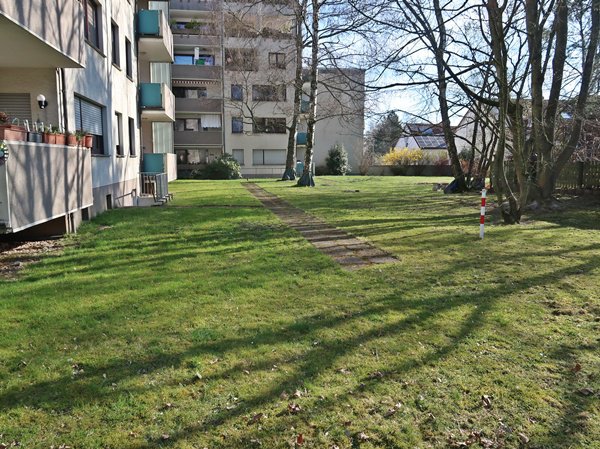 Foto 5 von 12 — Garage, Eigentumswohnung (3 bis 4 Zimmer)