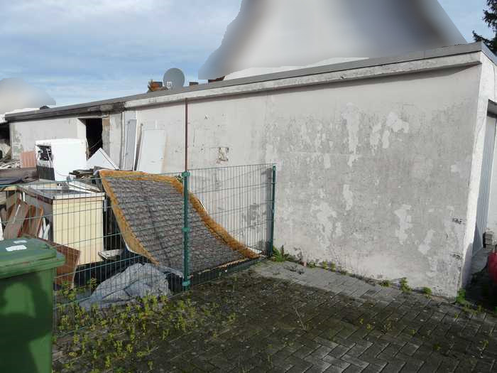 Foto 5 von 6 — Garage, Einfamilienhaus, Erbbaurechr