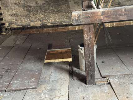 Foto 1 von 7 — Mehrfamilienhaus