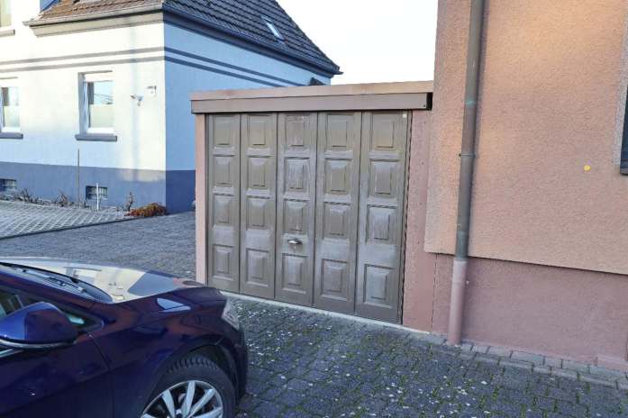 Foto 24 von 45 — Reihenhaus, Garage