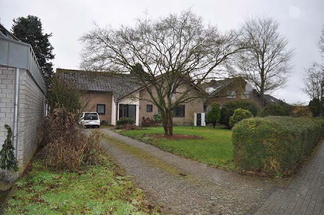 Foto 7 von 22 — Garage, Einfamilienhaus