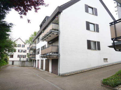 Foto 18 von 36 — Garage, Eigentumswohnung (3 bis 4 Zimmer)