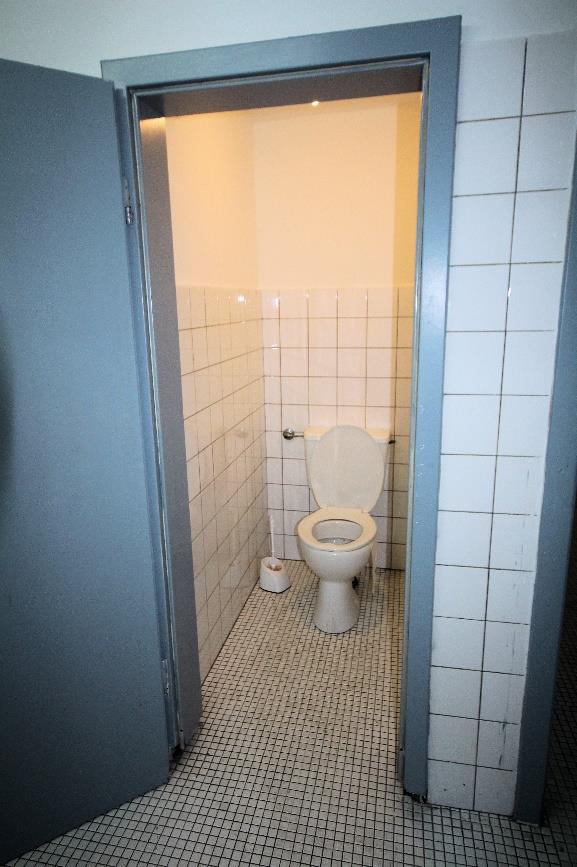 Foto 19 von 31 — Gewerbeeinheit (z.B. Laden, Büro)