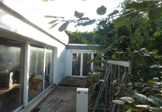Foto 3 von 12 — Garage, Einfamilienhaus