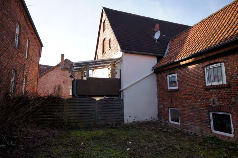 Foto 5 von 22 — Mehrfamilienhaus